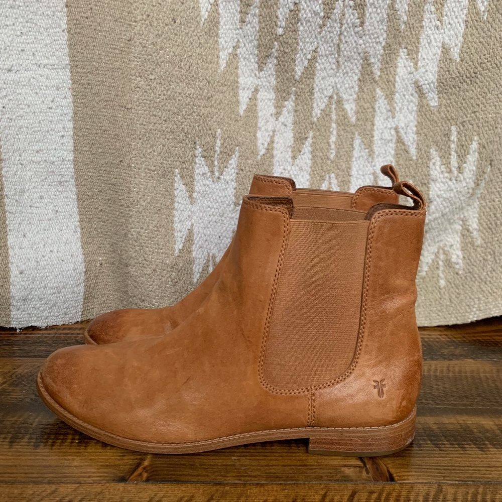 Frye Anna Boots- Chelsea style